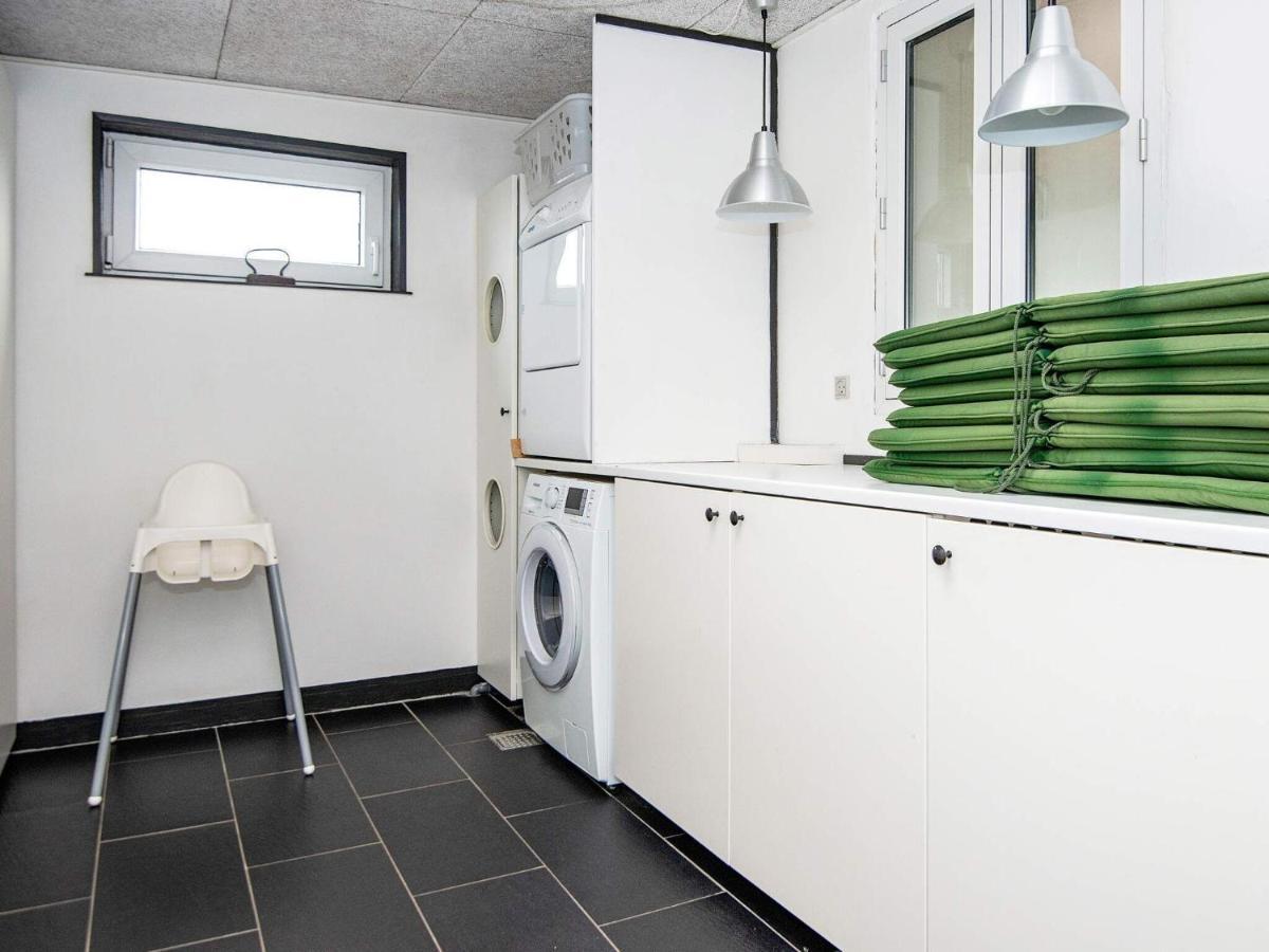 Holiday Home Thyboron IV Bagian luar foto